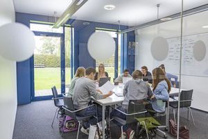 Studieren nach dem CORE-Prinzip: Kompetenzorieniert und in kleinen Gruppen.