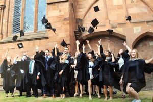 BACHELORplus:
Dein Karriereplan.
